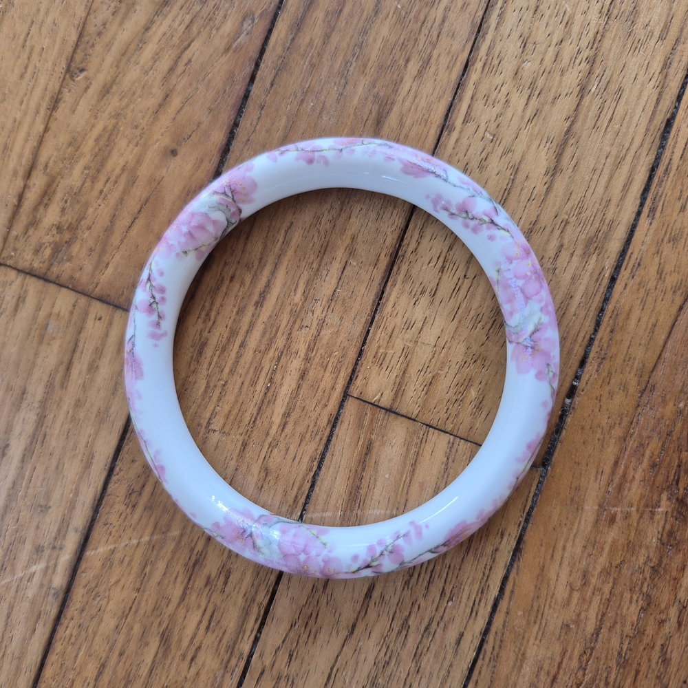 Chic Floral Pink and White Ceramic Bracelet